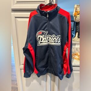 Men’s NFL Patriots zip up. XLT